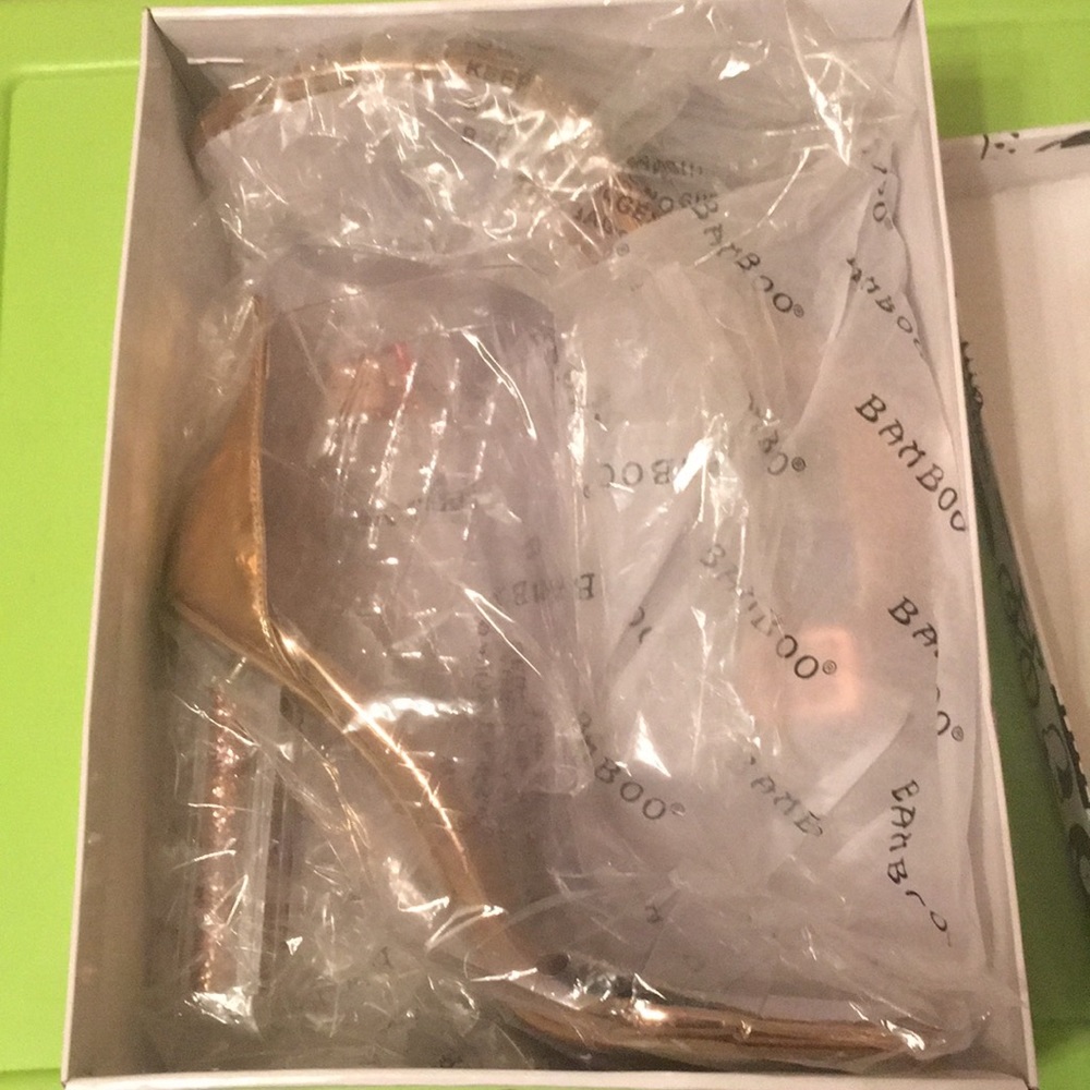 Clear Rose Gold Sandel Heels - Picture 6 of 7